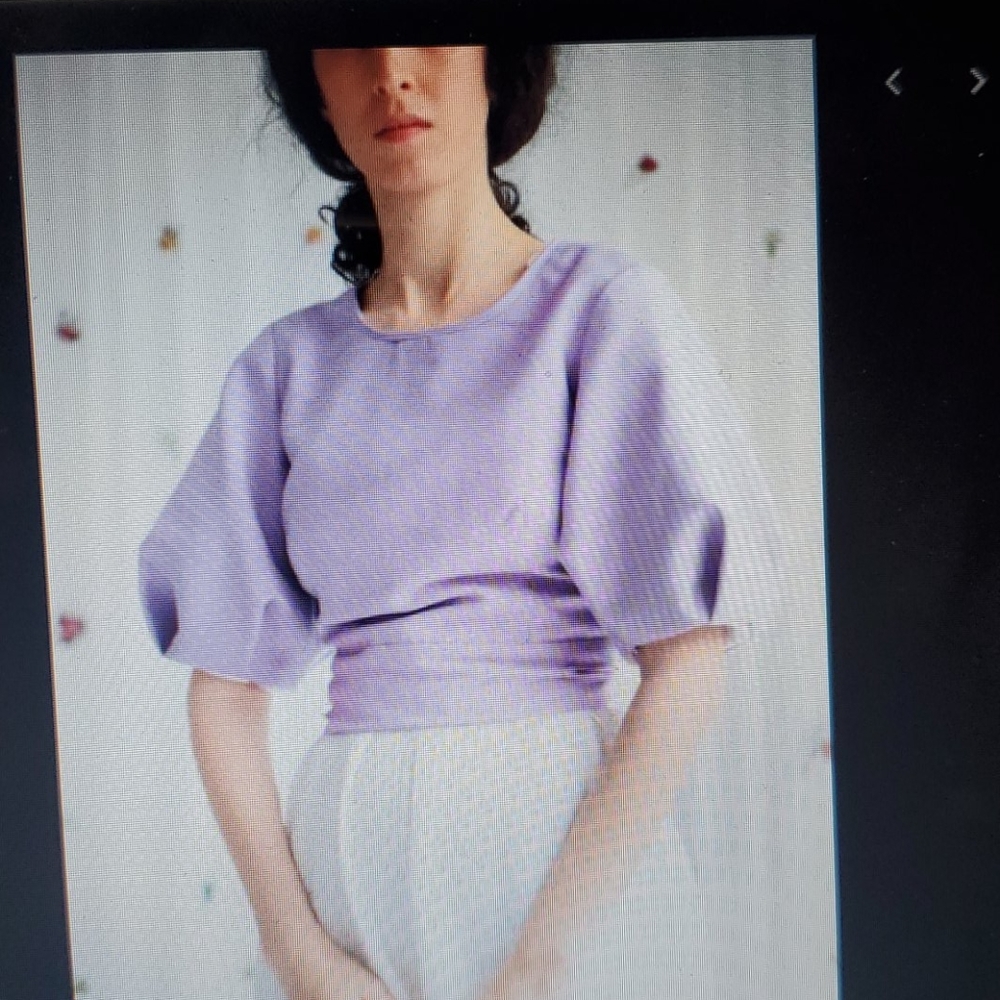 Nwt ohsevendays reversible backless bloom blouse